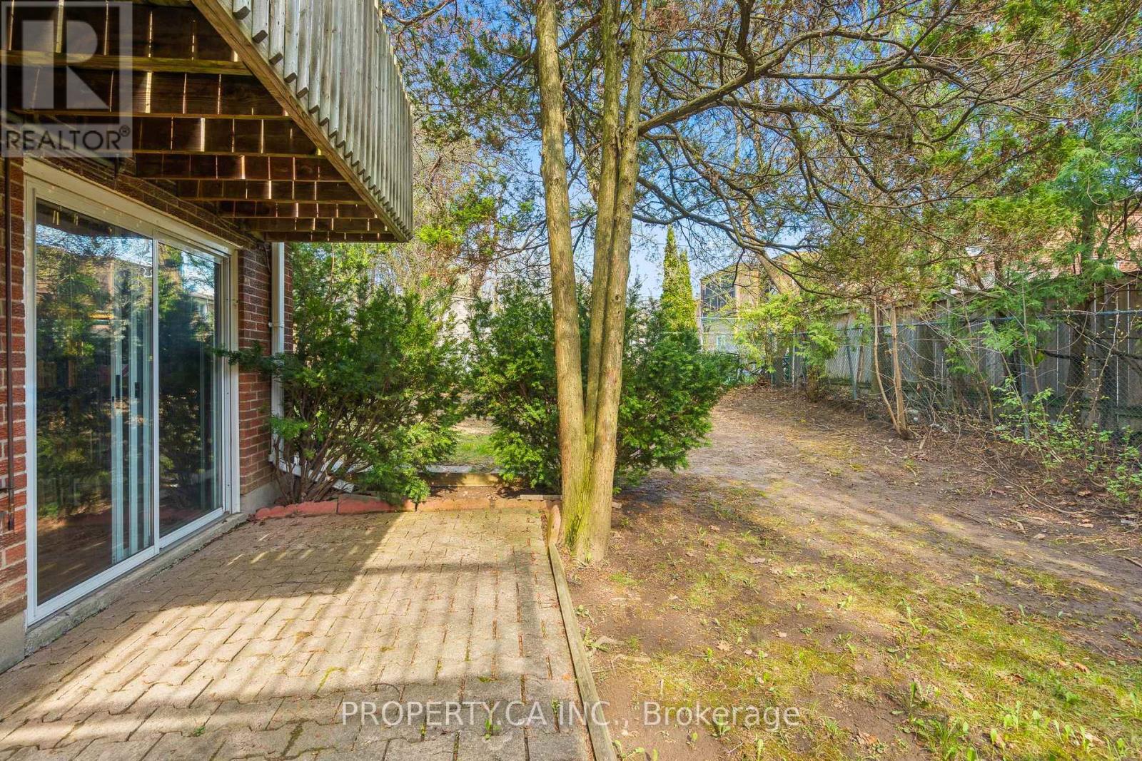 37 Black Hawk Way, Toronto, Ontario  M2R 3L5 - Photo 22 - C12376886