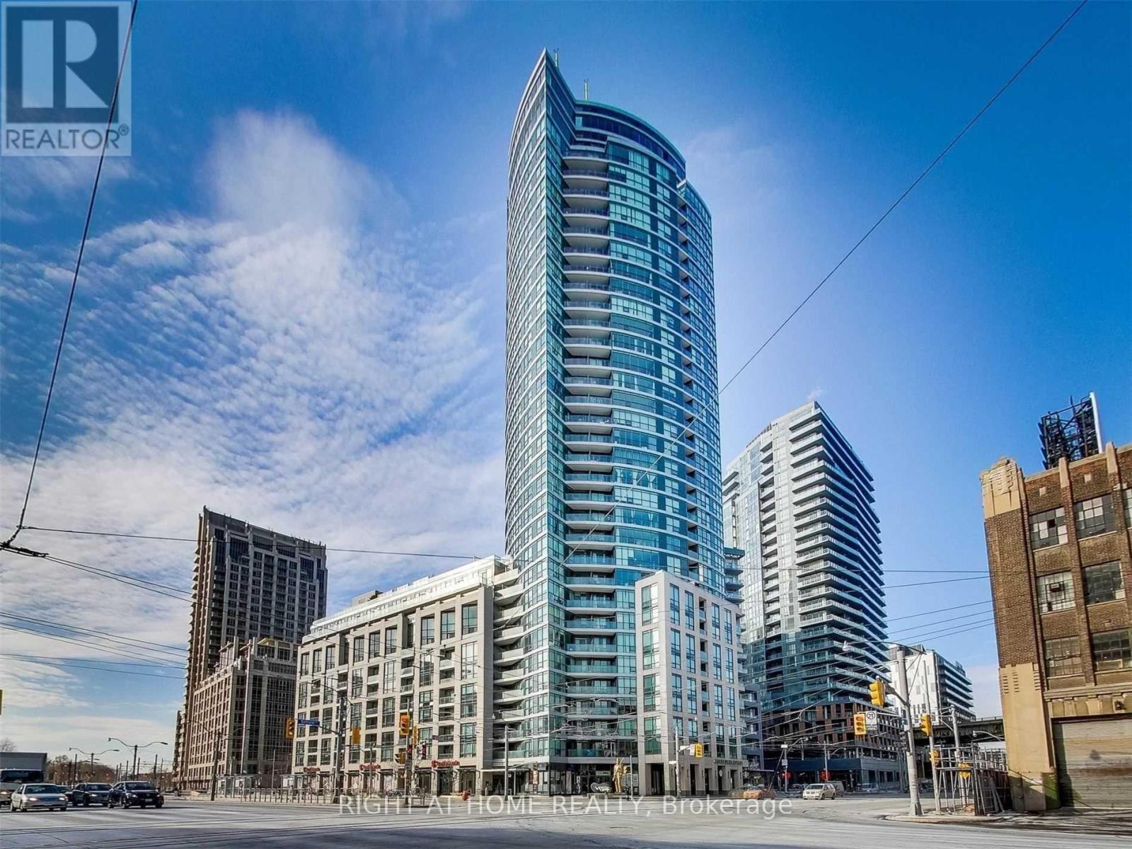 734 - 600 FLEET STREET, Toronto, Ontario