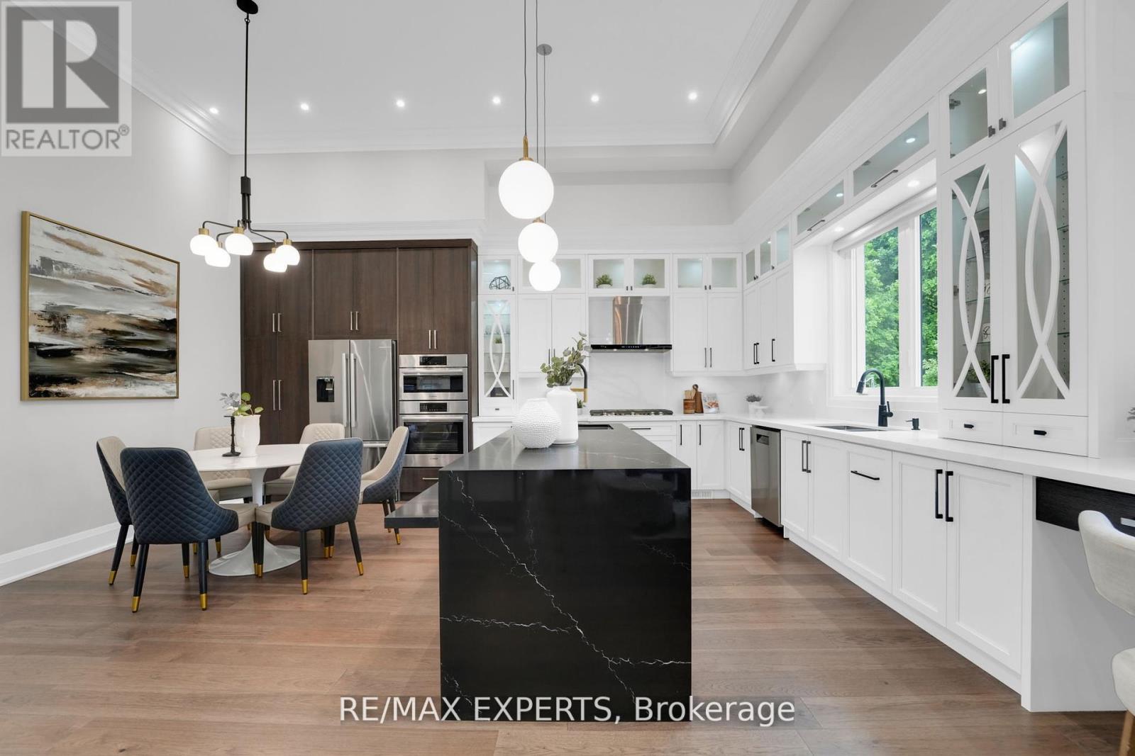 92 Churchill Avenue, Toronto (Willowdale West), Ontario  M2N 1Z1 - Photo 11 - C12376935