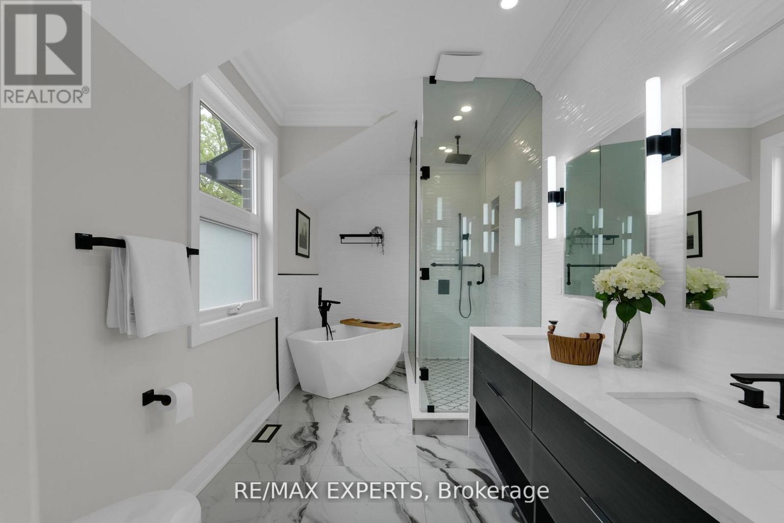 92 Churchill Avenue, Toronto (Willowdale West), Ontario  M2N 1Z1 - Photo 31 - C12376935