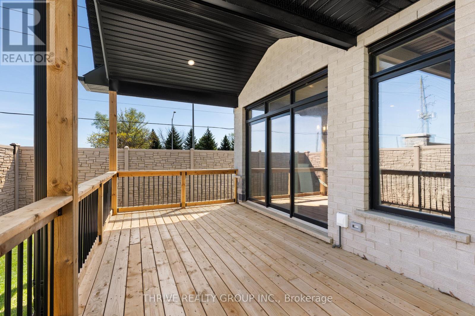 1 - 1061 Eagletrace Drive, London North, Ontario  N6G 0T3 - Photo 48 - X12377096