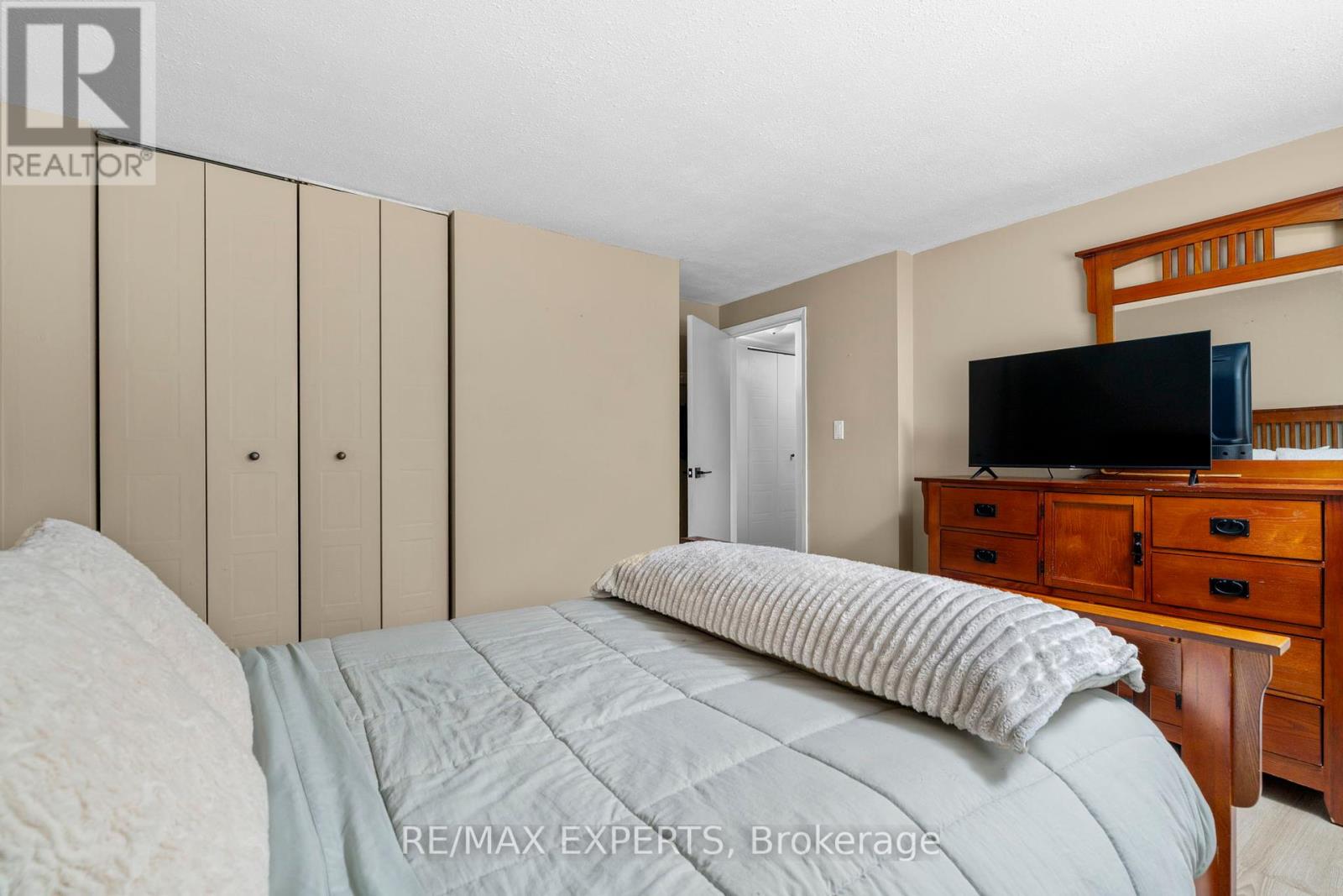 128 Heather Avenue, Cambridge, Ontario  N3C 2Y7 - Photo 28 - X12376540