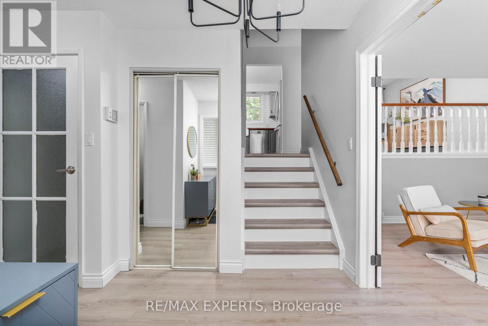 128 Heather Avenue, Cambridge, Ontario  N3C 2Y7 - Photo 5 - X12376540