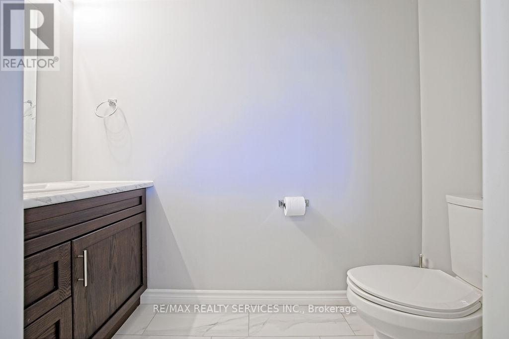 174 Wheat Lane, Kitchener, Ontario  N2R 0R6 - Photo 13 - X12376739
