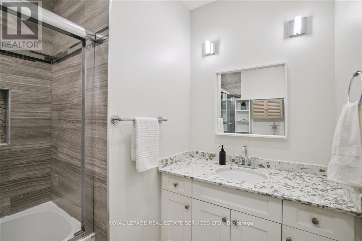 4 Rembe Avenue, Hamilton, Ontario  L8H 7G6 - Photo 17 - X12376800