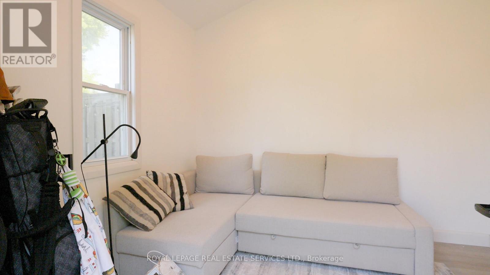 4 Rembe Avenue, Hamilton, Ontario  L8H 7G6 - Photo 22 - X12376800