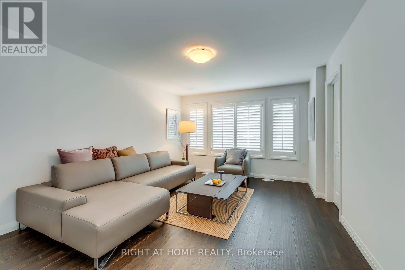 63 Burley Lane, Hamilton, Ontario  L9G 0G5 - Photo 12 - X12376815