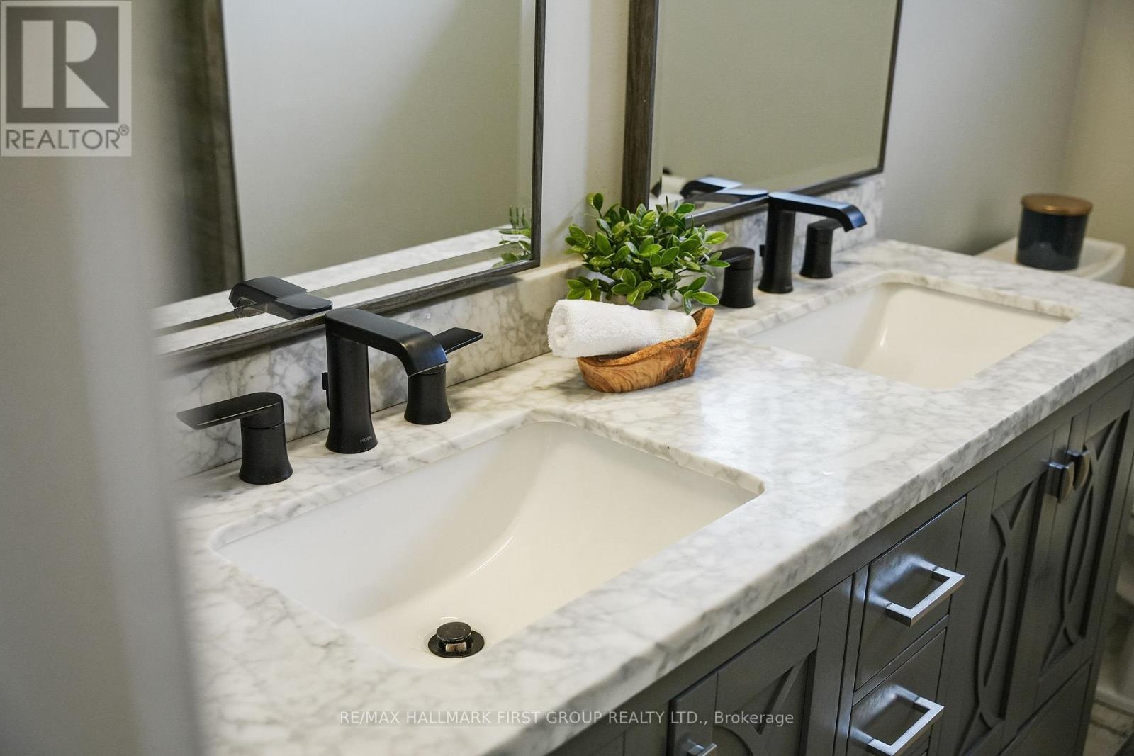 8 Ravensdale Road, Cobourg, Ontario  K9A 2B9 - Photo 26 - X12376837