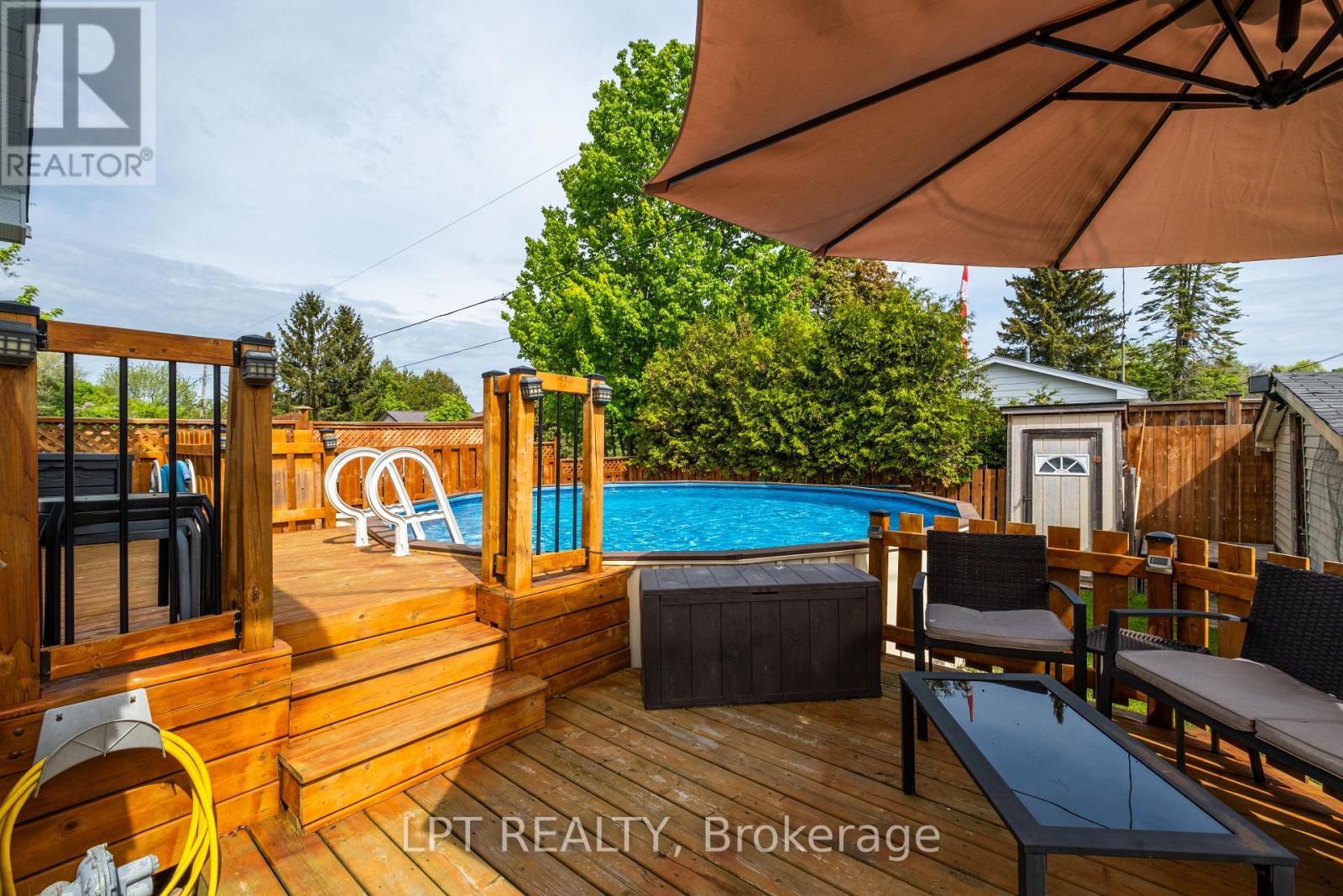 Property at 3 DEERFIELD STREET image 4