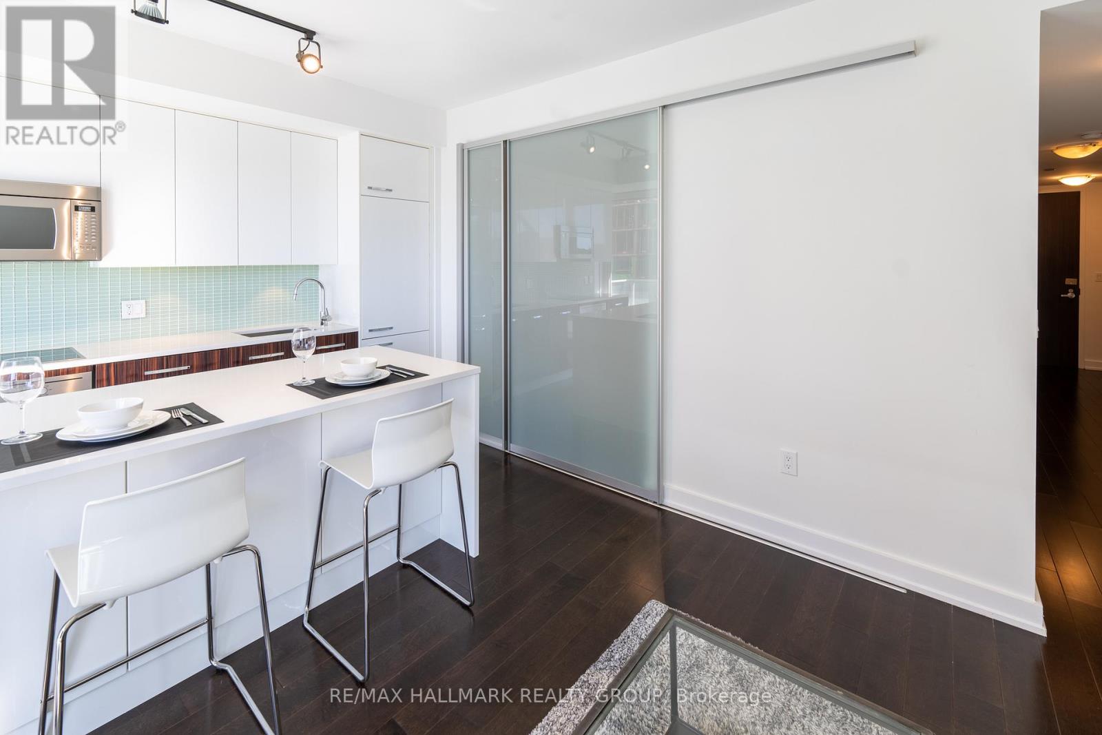 502 - 111 Champagne Avenue, Ottawa, Ontario  K1S 5V3 - Photo 13 - X12377204
