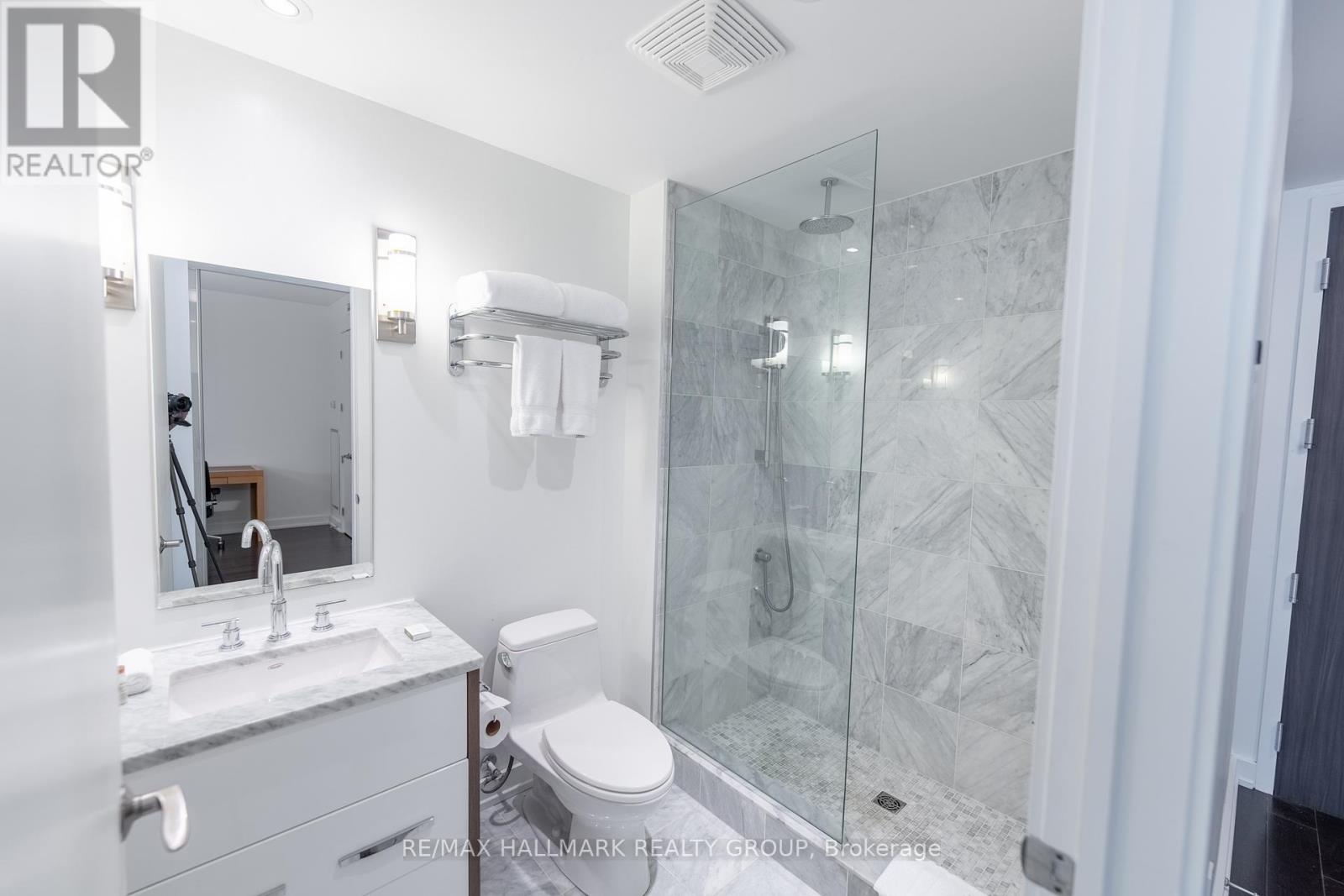 502 - 111 Champagne Avenue, Ottawa, Ontario  K1S 5V3 - Photo 18 - X12377204