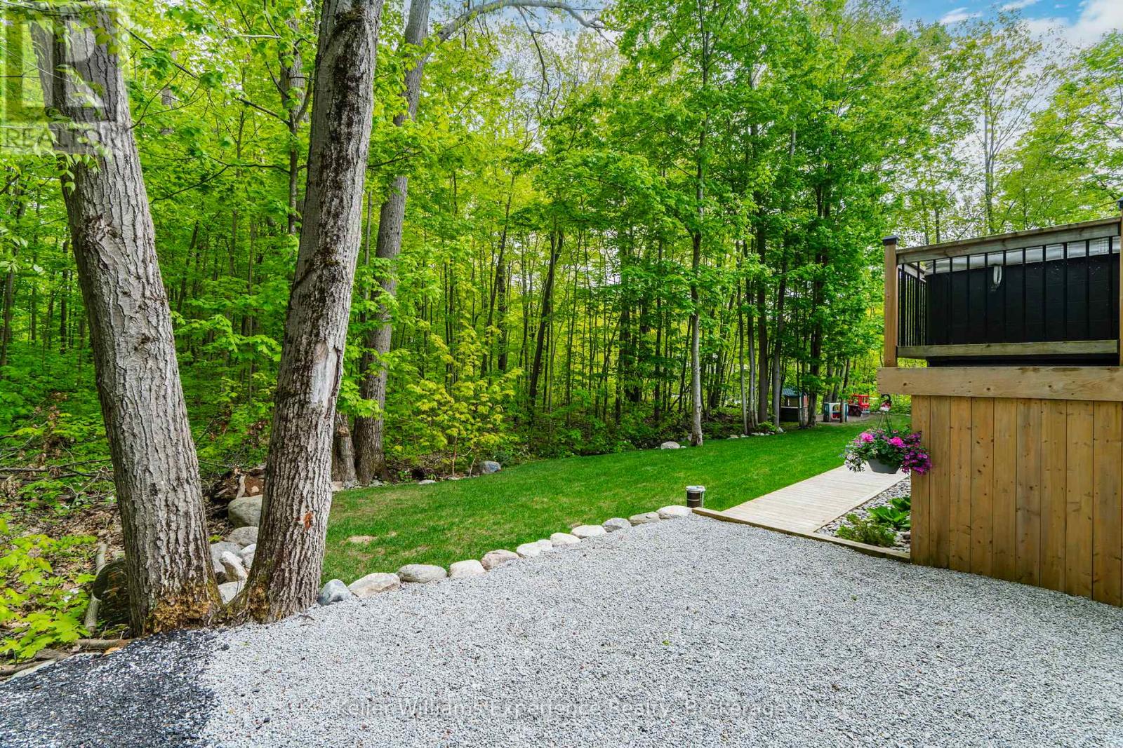 27 Meadows Avenue, Tay, Ontario  L0K 1E0 - Photo 29 - S12377000