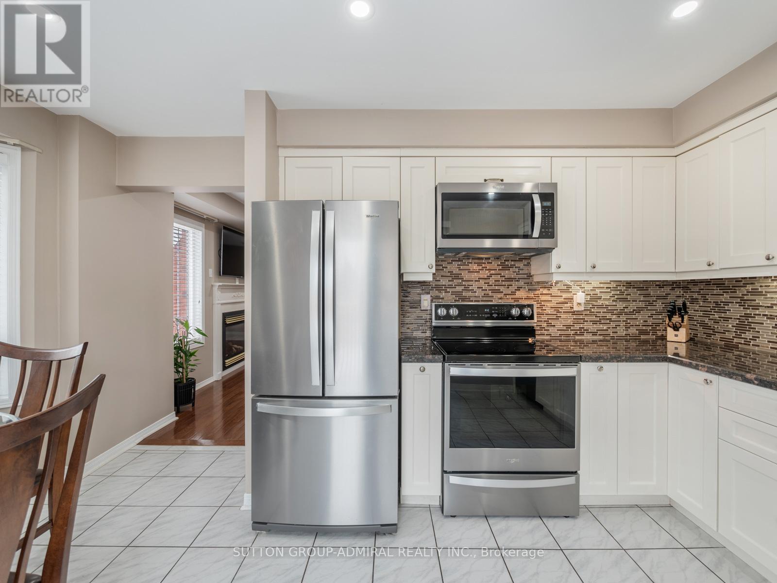 2 Marathon Avenue, Vaughan, Ontario  L4K 5H1 - Photo 10 - N12376860