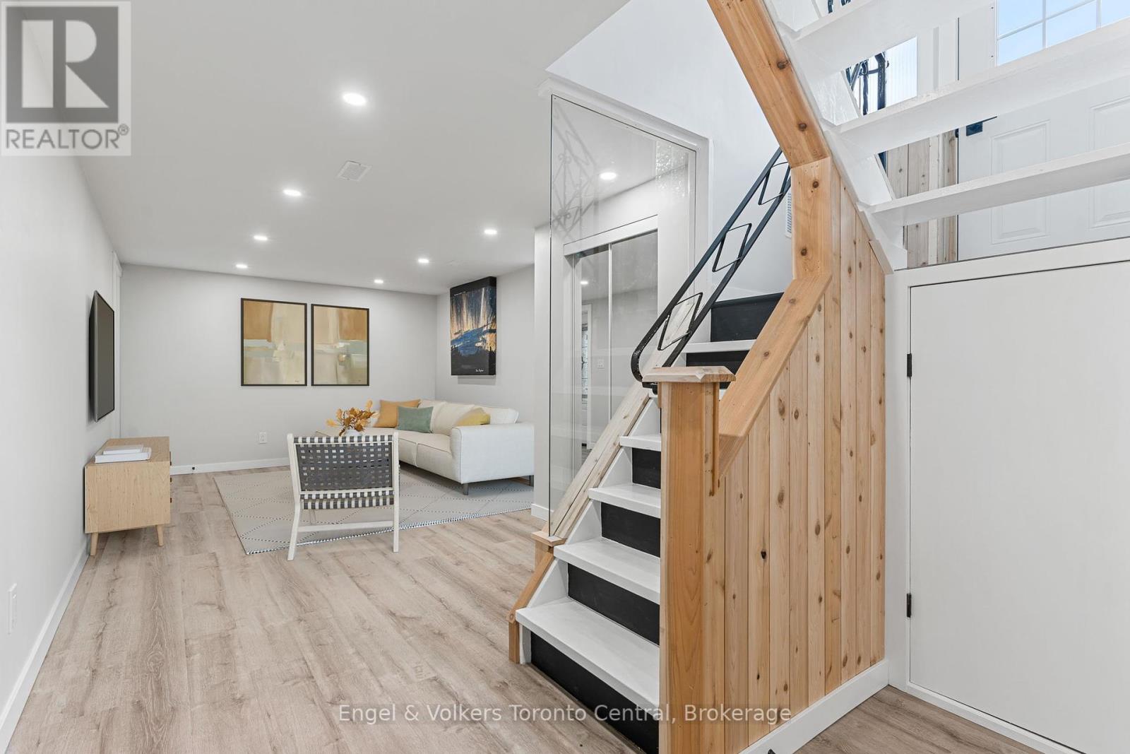 873 9th Avenue E, Owen Sound, Ontario  N4K 3E8 - Photo 17 - X12377040