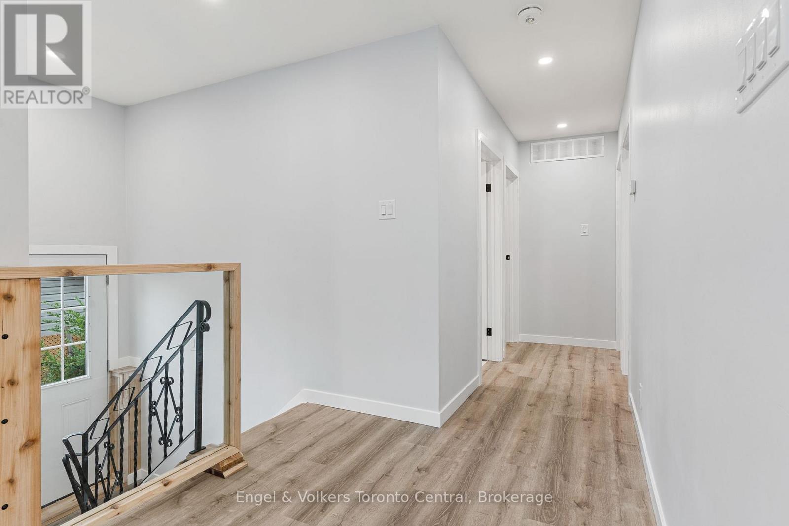 873 9th Avenue E, Owen Sound, Ontario  N4K 3E8 - Photo 6 - X12377040