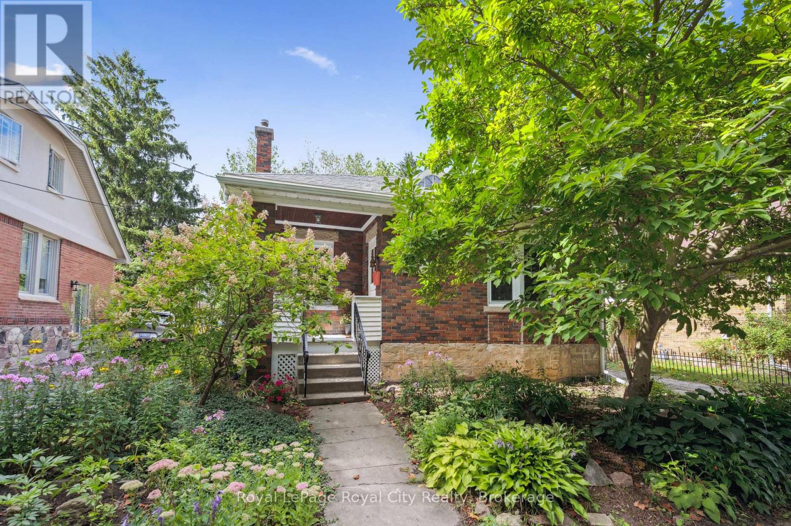Property at 21 JAMES STREET W image 2