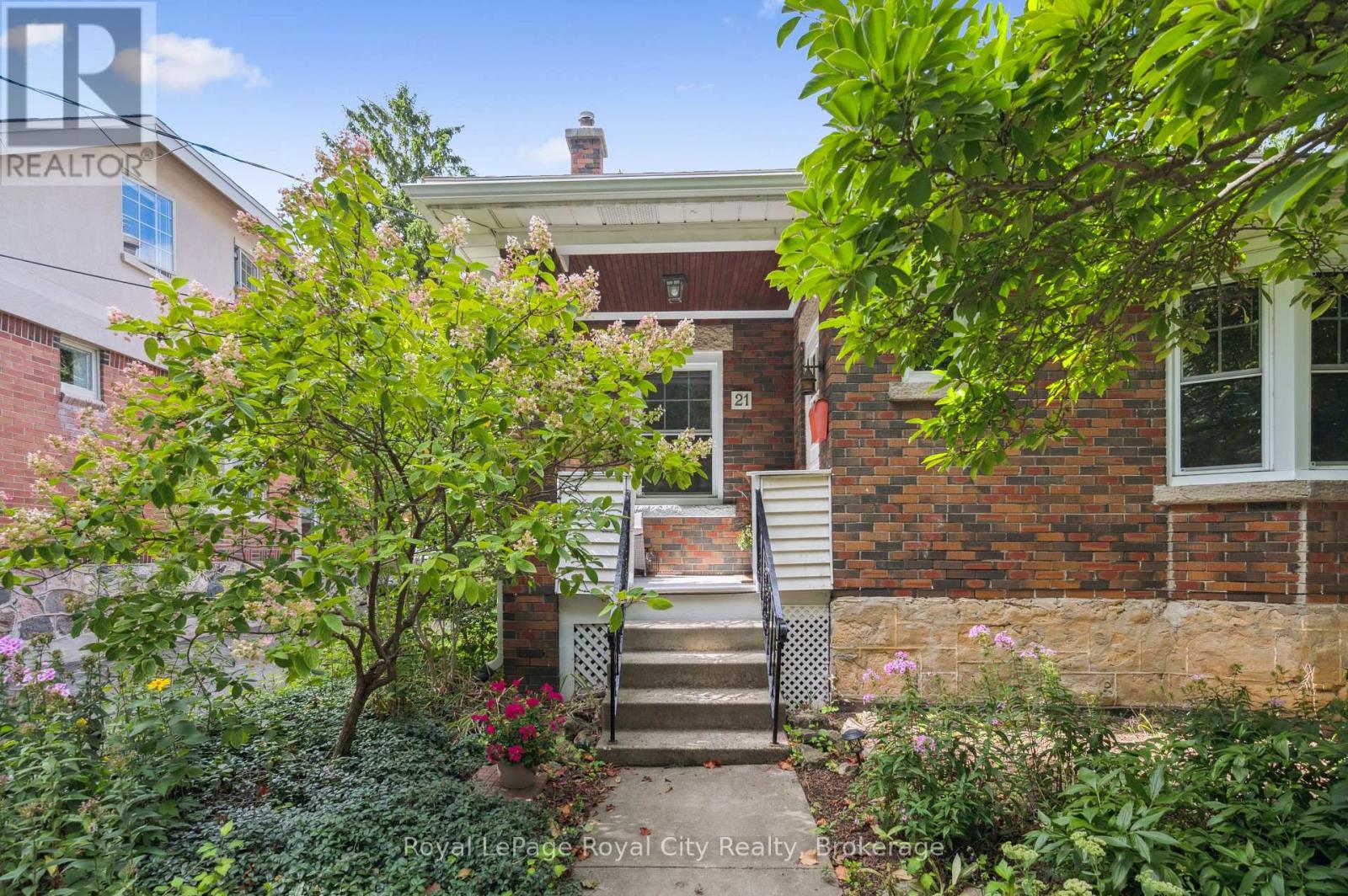 Property at 21 JAMES STREET W image 3