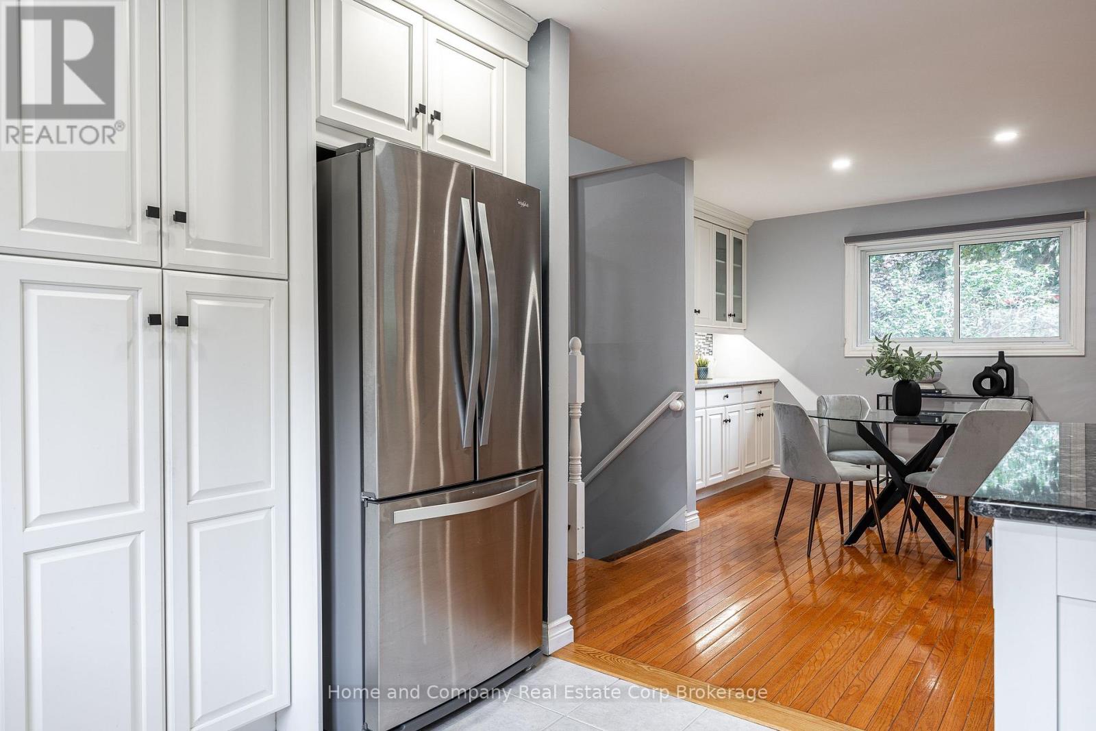 8 Murray Hill Road, Stratford, Ontario  N5A 7J8 - Photo 12 - X12377128