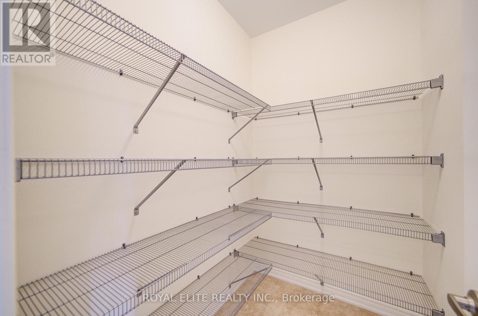 7 Goldeneye Drive, East Gwillimbury, Ontario  L9N 0S6 - Photo 7 - N12376911