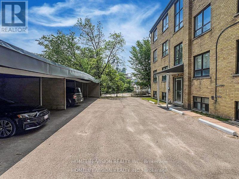 3 - 9901 Yonge Street, Richmond Hill, Ontario  L4C 1V1 - Photo 19 - N12376972