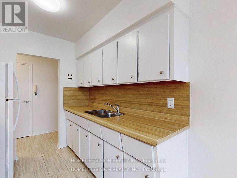 3 - 9901 Yonge Street, Richmond Hill, Ontario  L4C 1V1 - Photo 5 - N12376972