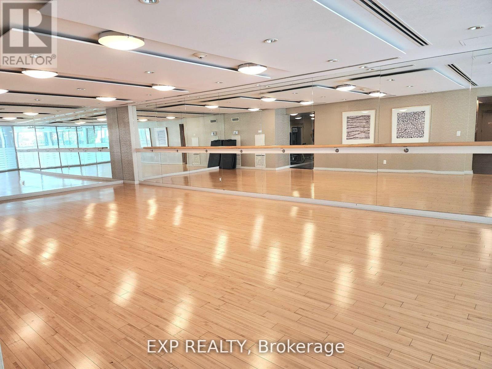 2801 - 225 Webb Drive, Mississauga, Ontario  L5B 4P2 - Photo 12 - W12376845