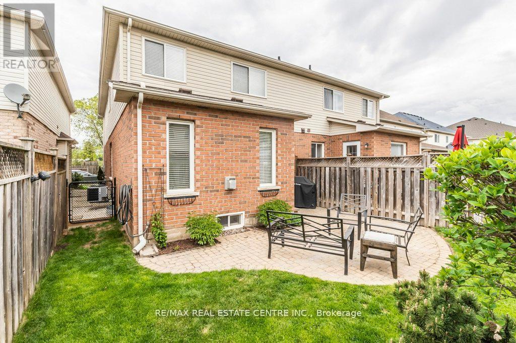 46 Livingston Road, Milton, Ontario  L9T 6B7 - Photo 47 - W12376874