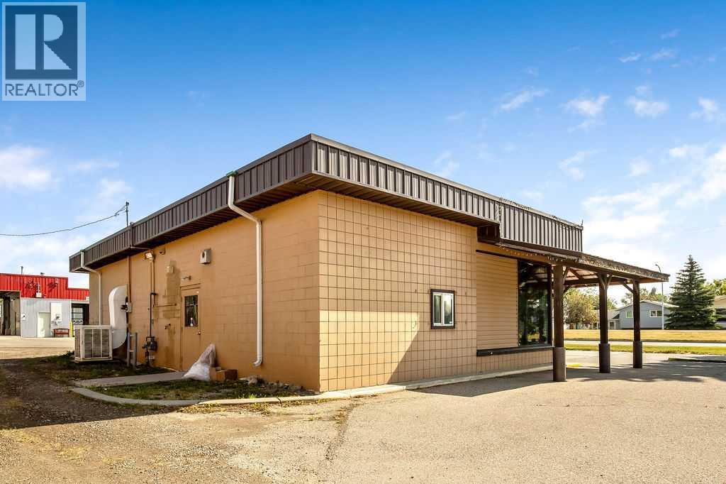 430 8 Avenue Se, High River, Alberta  T1V 1J3 - Photo 4 - A2230918