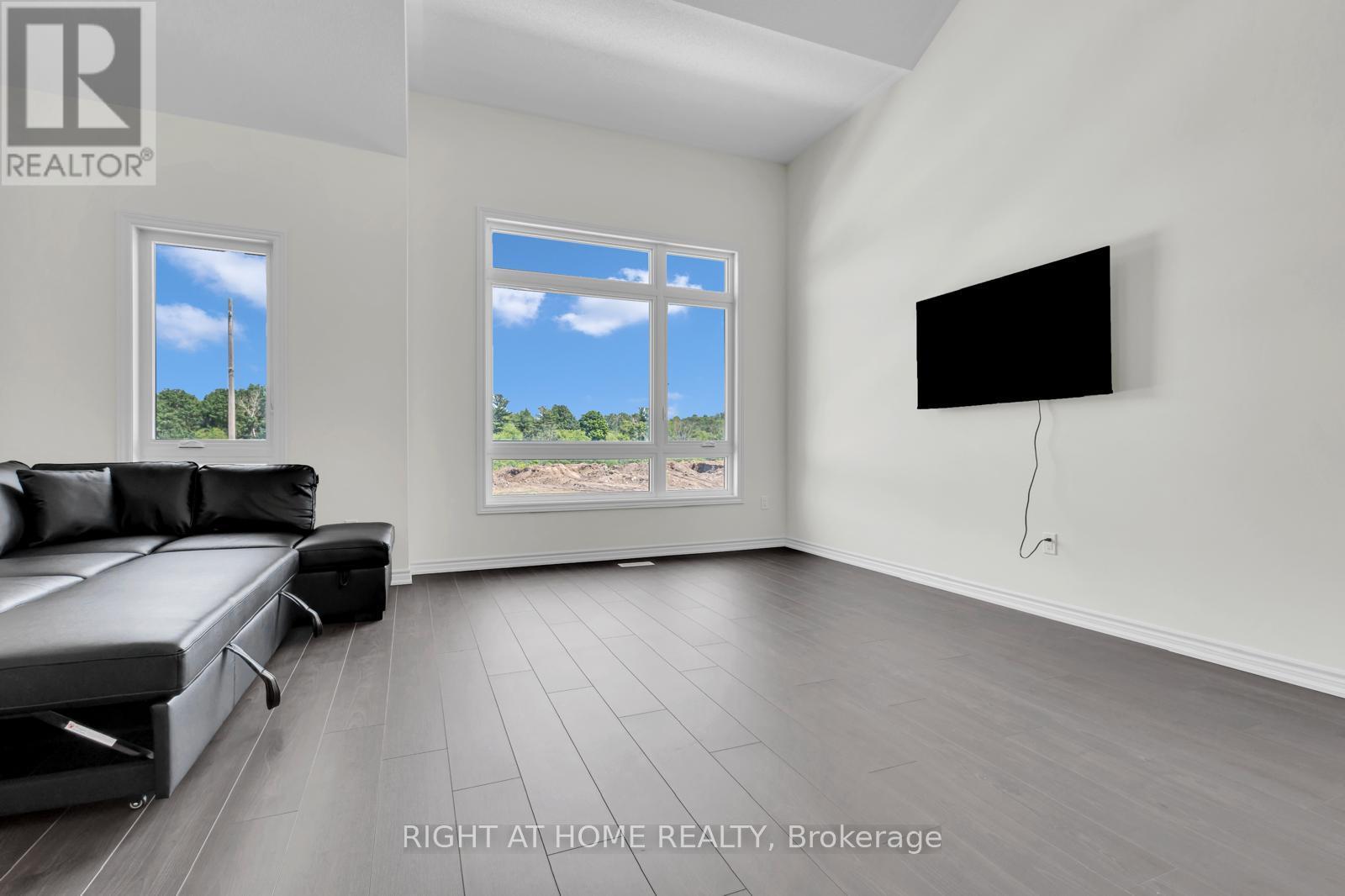 1125 Trailsview Avenue E, Cobourg, Ontario  K9A 4J5 - Photo 9 - X12376244