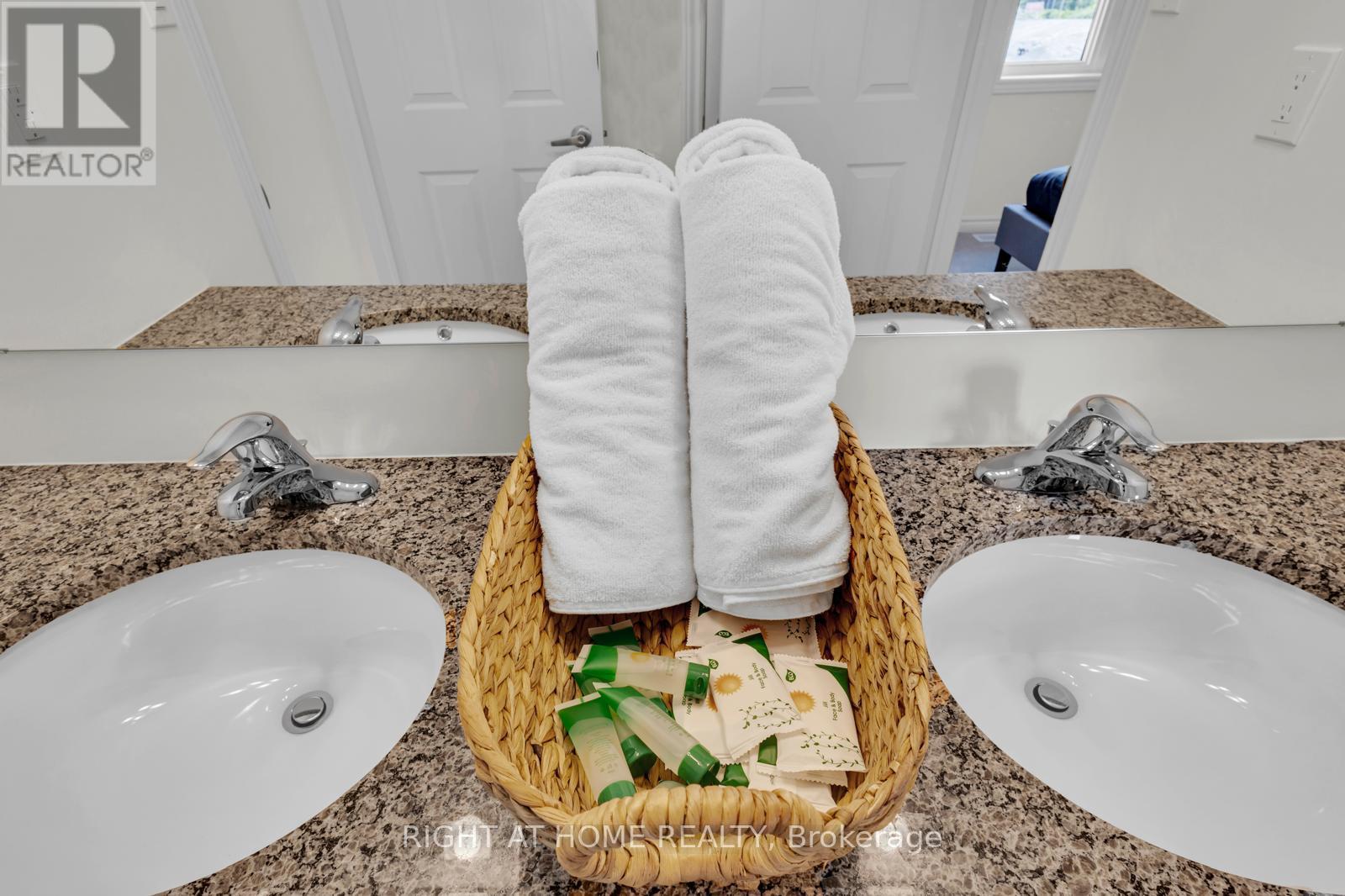 1125 Trailsview Avenue E, Cobourg, Ontario  K9A 4J5 - Photo 18 - X12376244