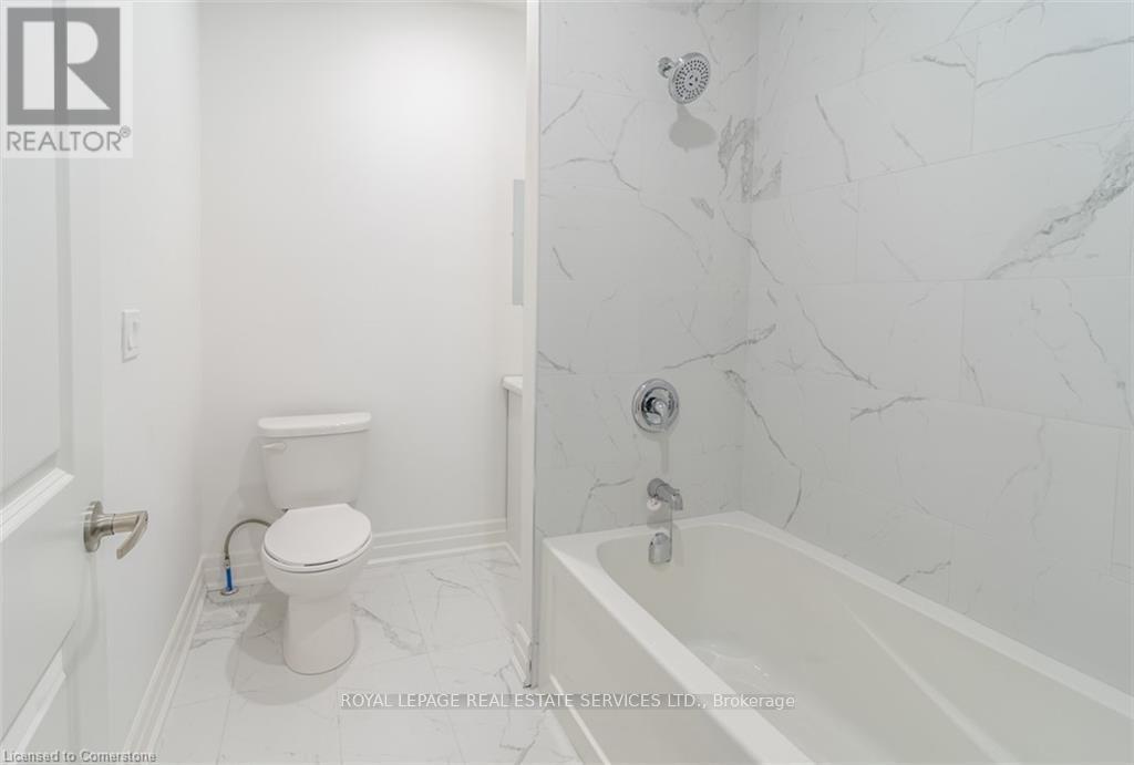 115 Spadina Avenue, Hamilton (Stripley), Ontario  L8M 2X4 - Photo 14 - X12376843