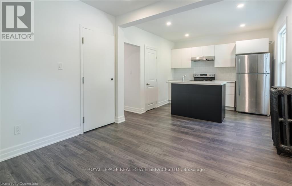 115 Spadina Avenue, Hamilton (Stripley), Ontario  L8M 2X4 - Photo 17 - X12376843