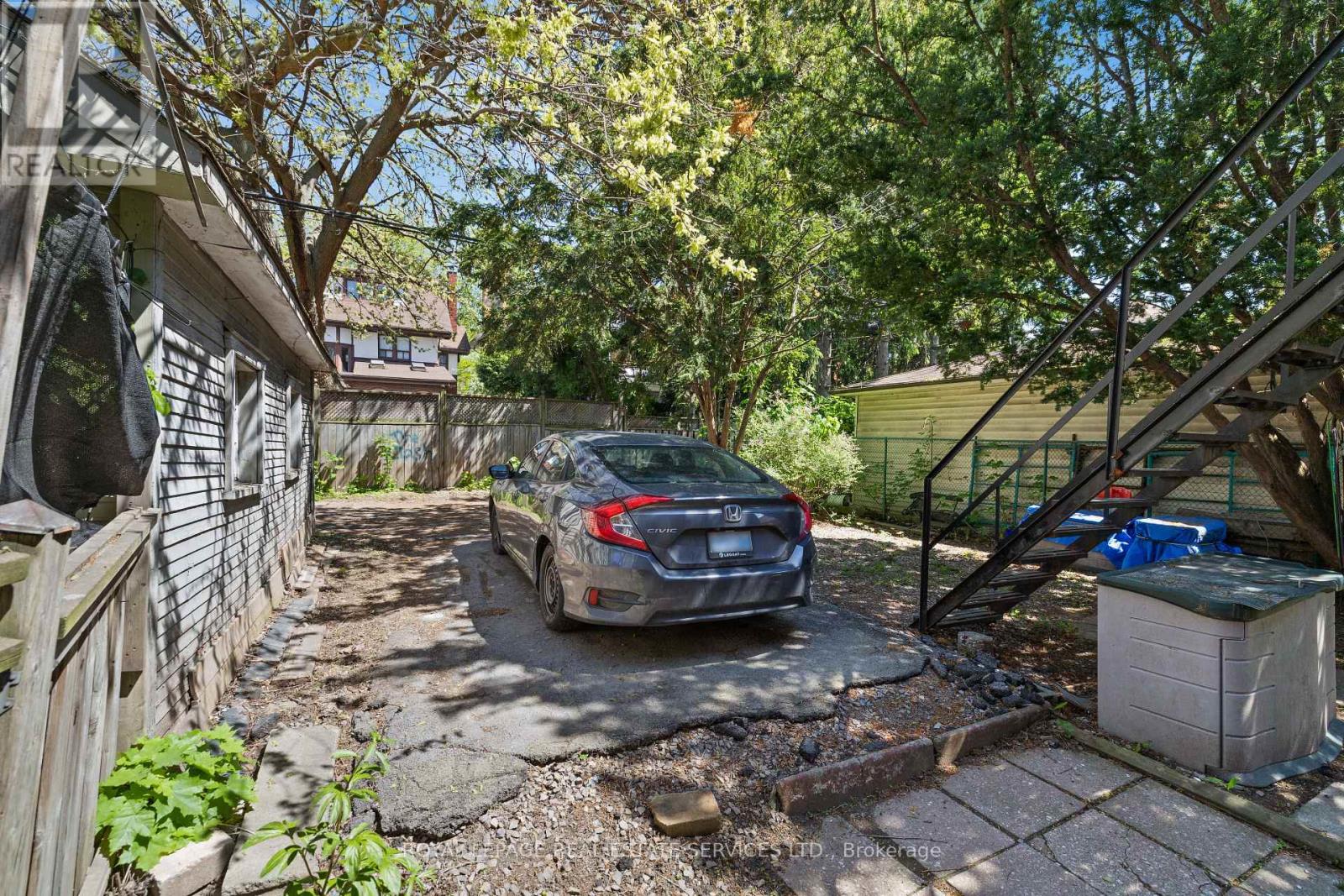 115 Spadina Avenue, Hamilton (Stripley), Ontario  L8M 2X4 - Photo 31 - X12376843