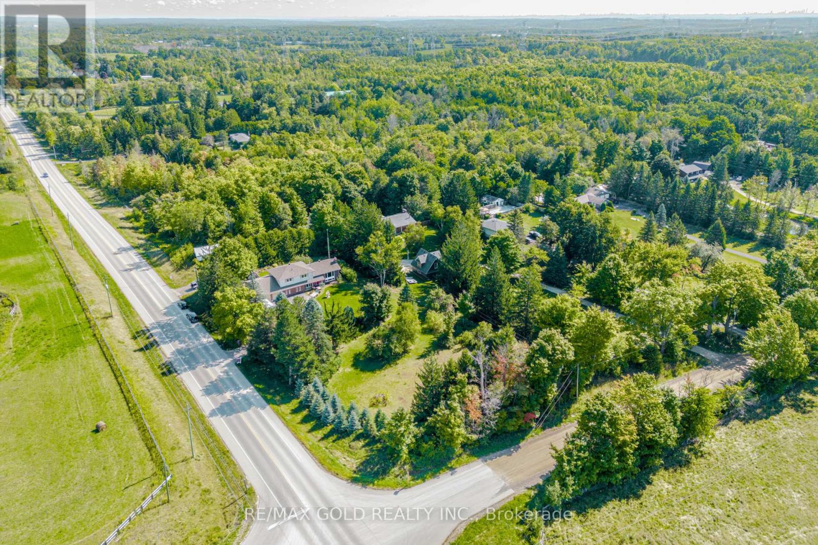 Property at 9109 WELLINGTON RD 50 image 3