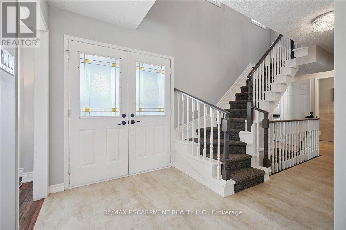 Property at 4965 ALEXANDRA AVENUE image 4
