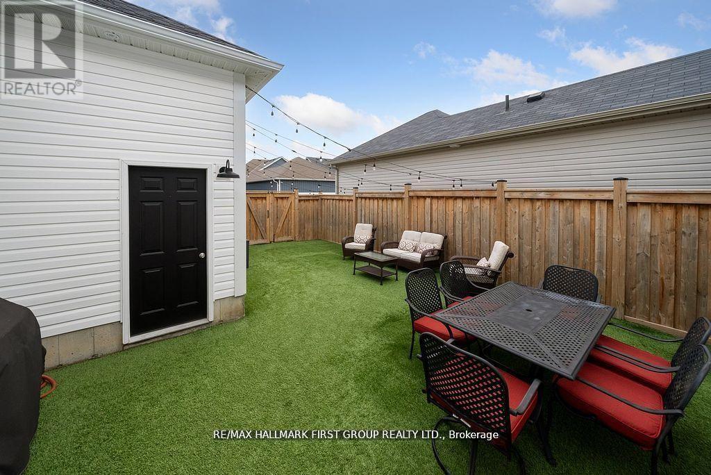 8 Bridges Boulevard, Port Hope, Ontario  L1A 0C8 - Photo 42 - X12376920