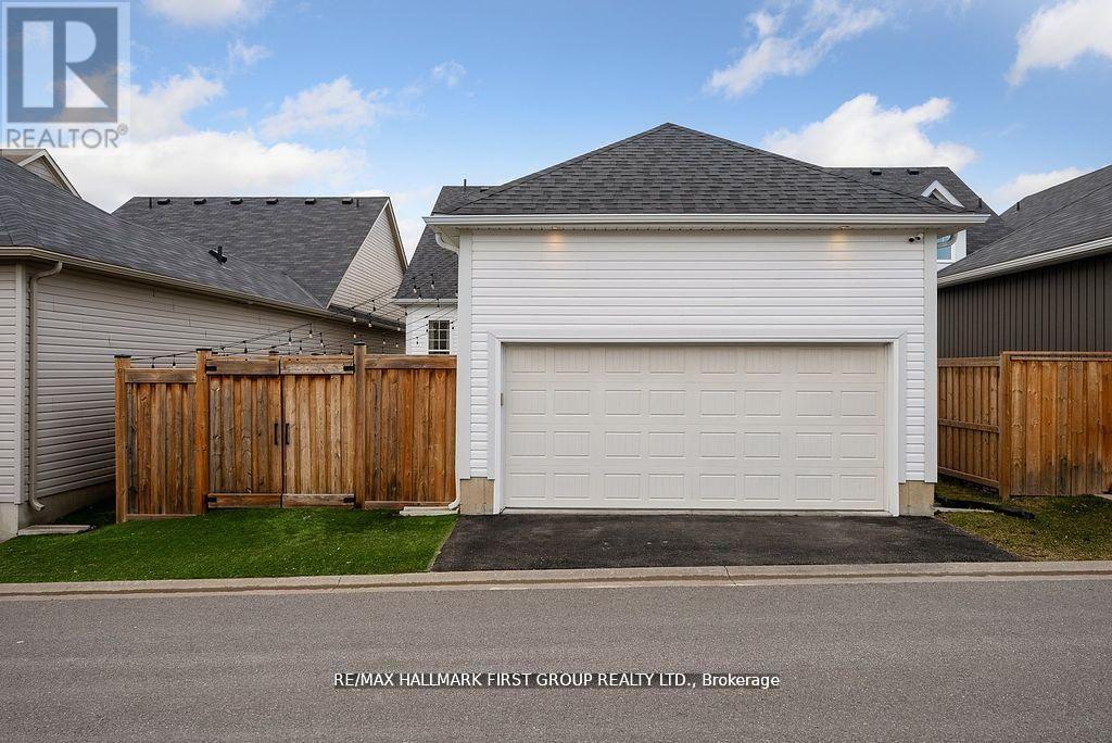 8 Bridges Boulevard, Port Hope, Ontario  L1A 0C8 - Photo 47 - X12376920