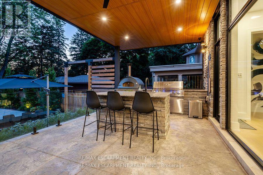 86 Valleyview Drive, Hamilton, Ontario  L9G 2A5 - Photo 40 - X12376945