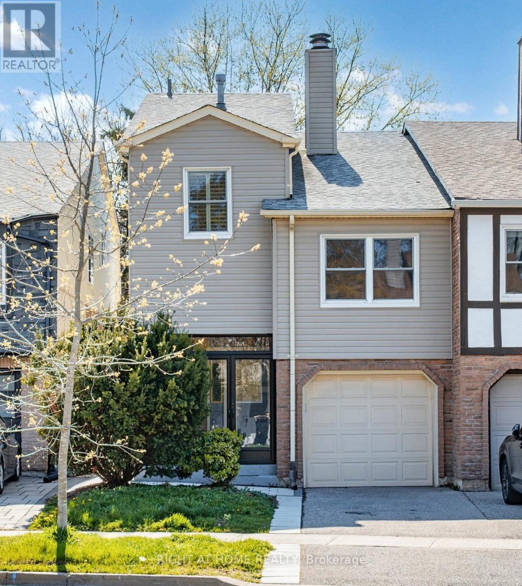 Property at 94 REGINALD CRESCENT image 1