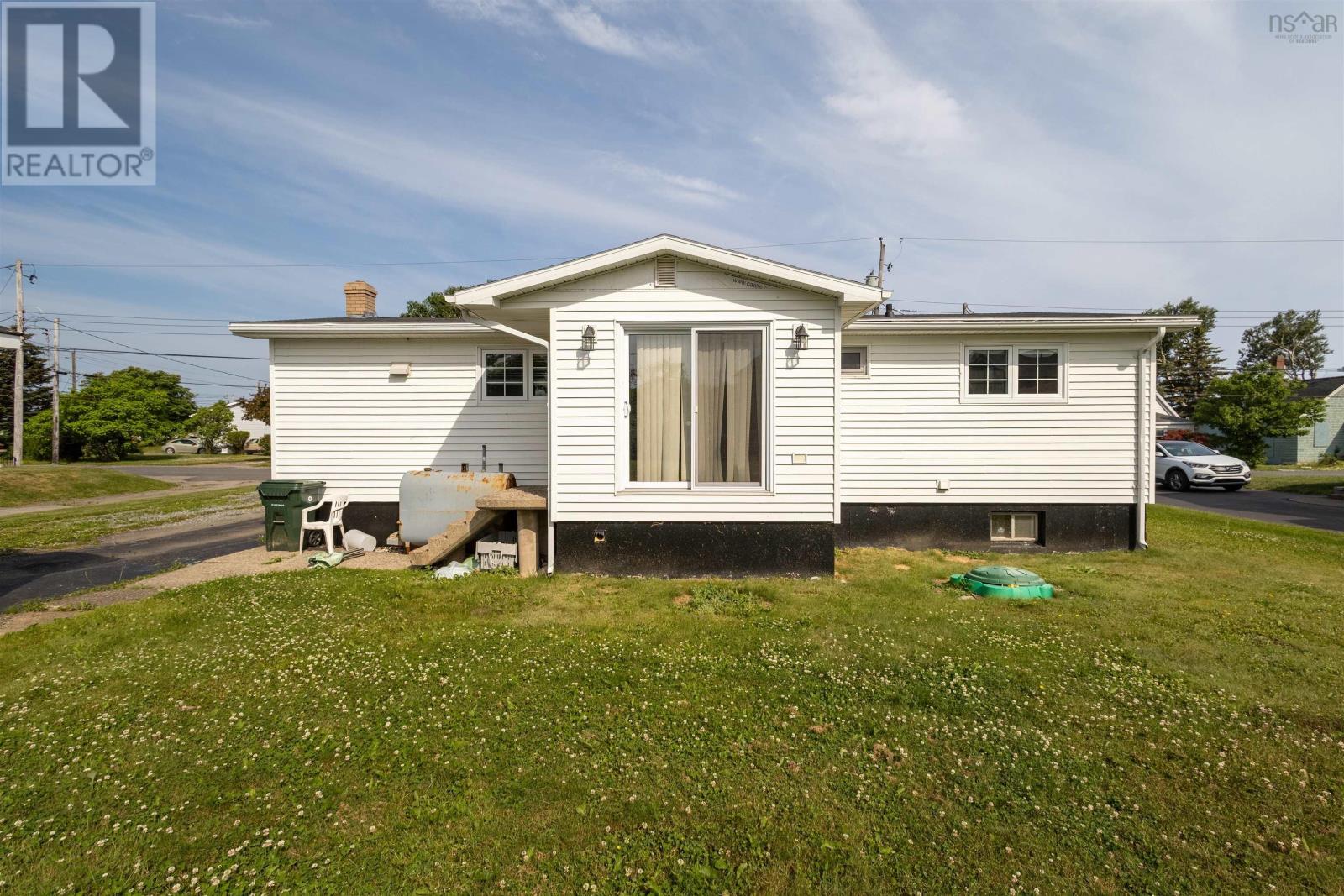 116 Brookland Street, Glace Bay, Nova Scotia  B1A 1B4 - Photo 33 - 202519518