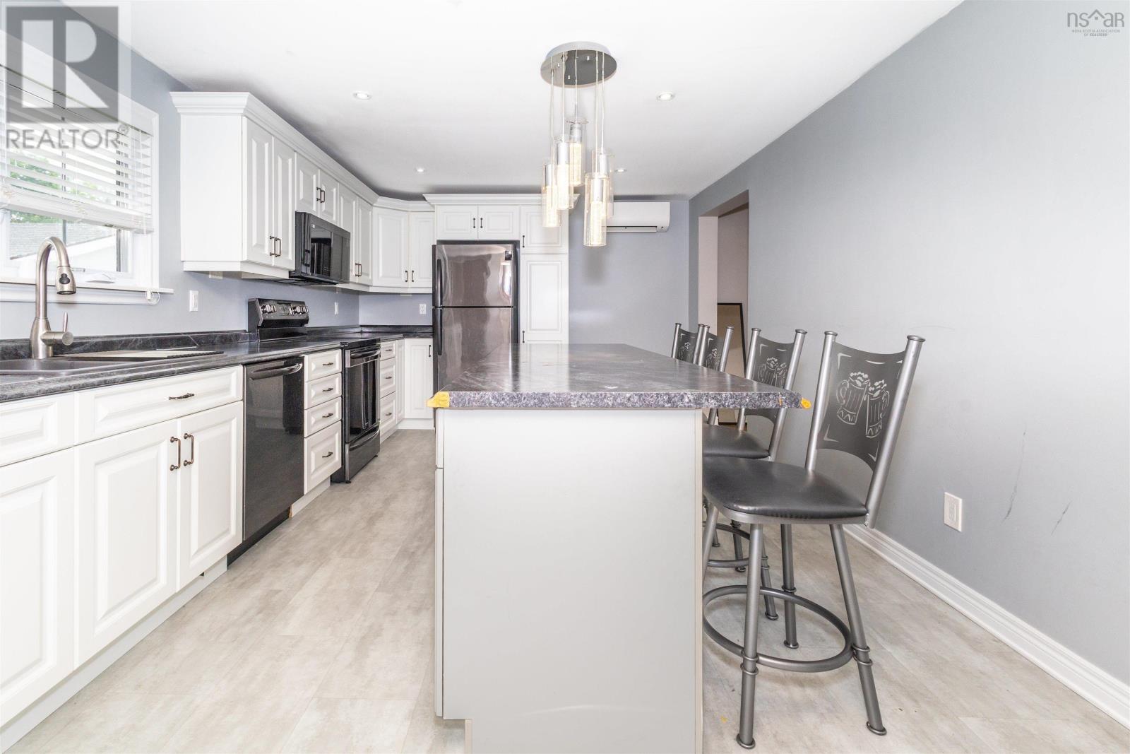 116 Brookland Street, Glace Bay, Nova Scotia  B1A 1B4 - Photo 7 - 202519518