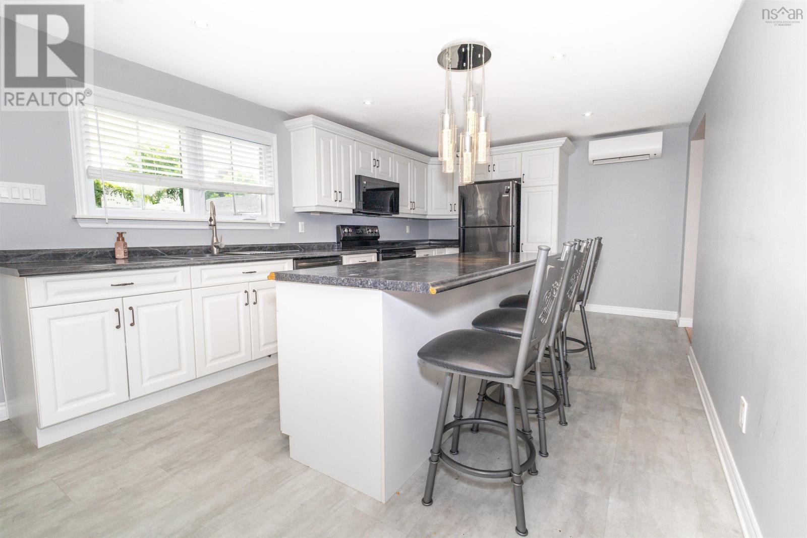 116 Brookland Street, Glace Bay, Nova Scotia  B1A 1B4 - Photo 9 - 202519518
