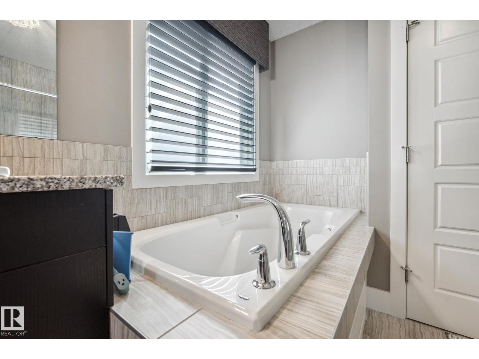 2135 Glenridding Wy Sw, Edmonton, Alberta  T6W 2H4 - Photo 26 - E4455767