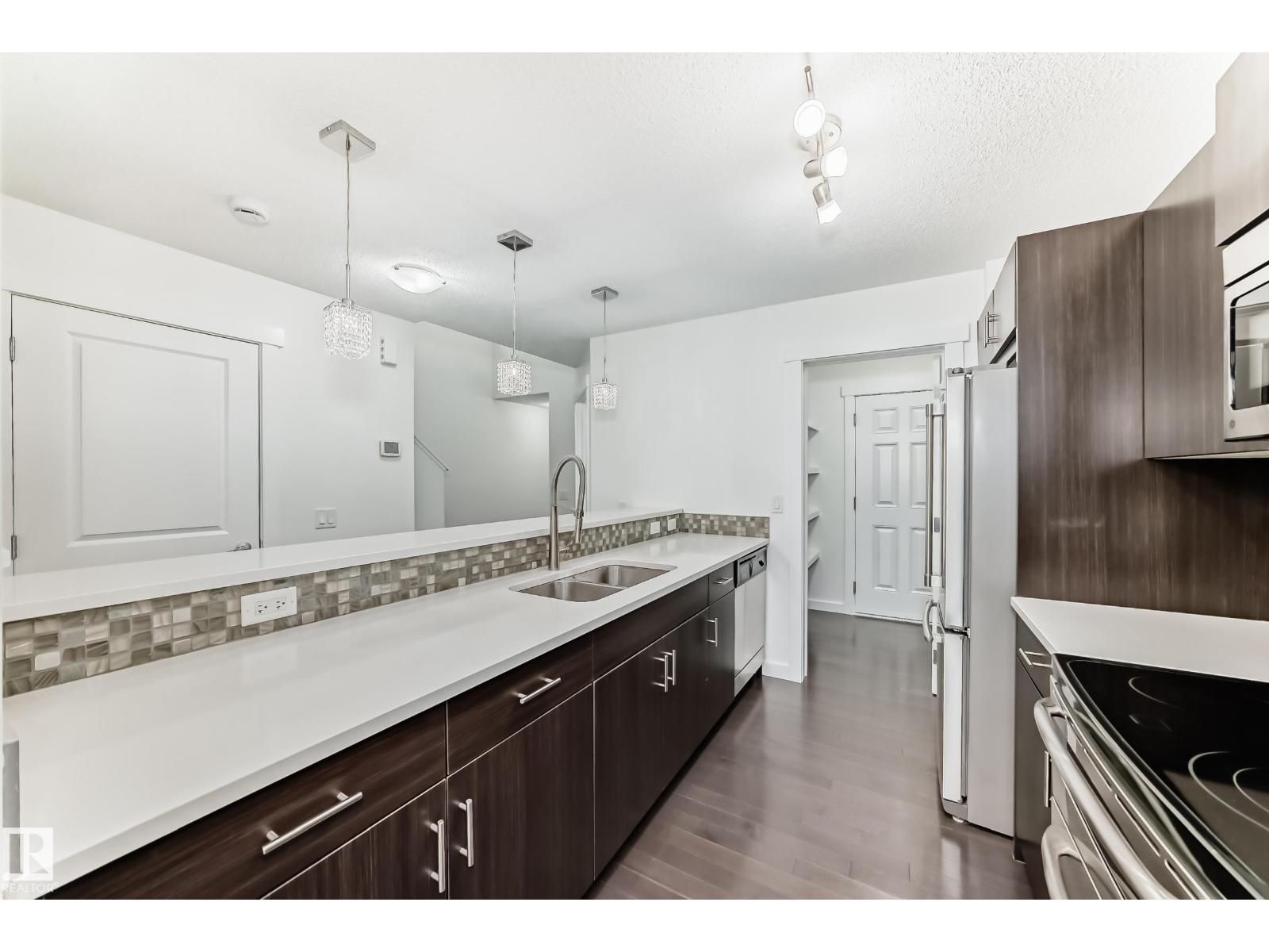 359 Simmonds Wy, Leduc, Alberta  T9E 0T9 - Photo 6 - E4455769