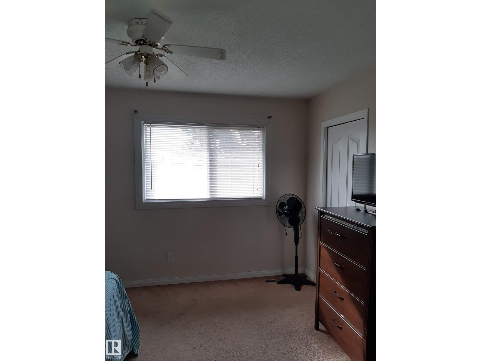1068 Lakewood Rd N Nw, Edmonton, Alberta  T6K 3T7 - Photo 30 - E4455771