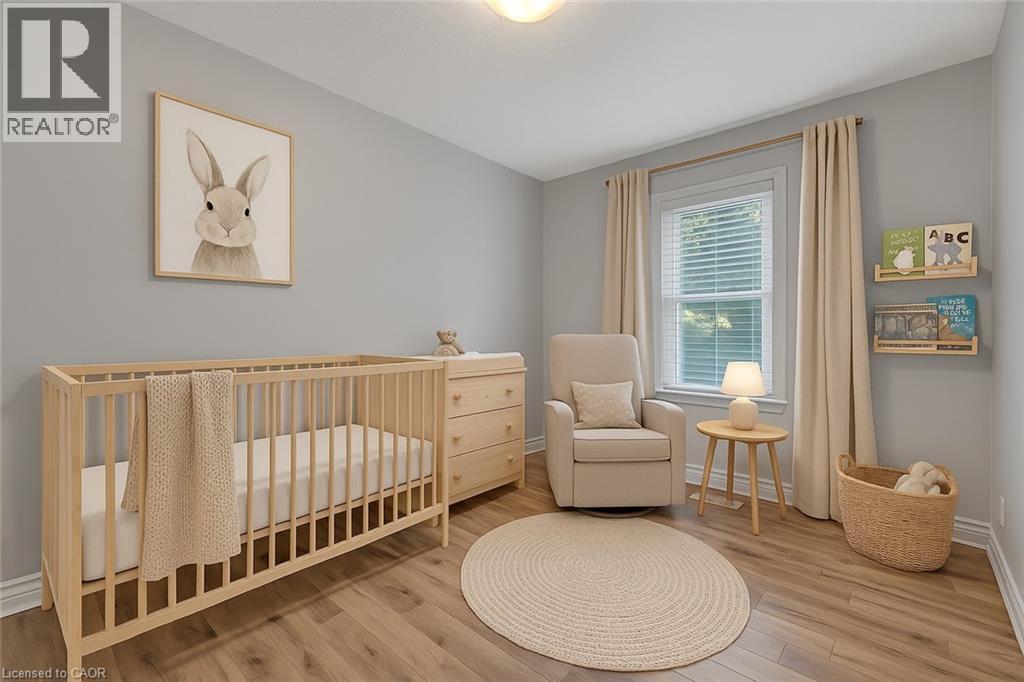 318 East 43rd Street, Hamilton, Ontario  L8T 3C7 - Photo 14 - 40765448