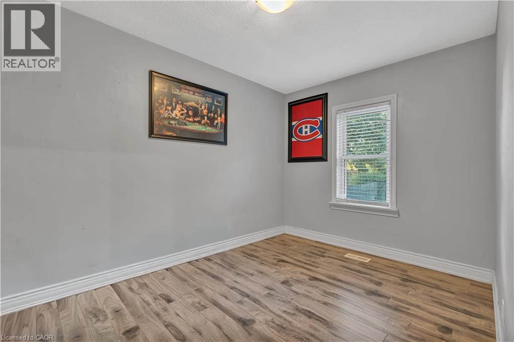 318 East 43rd Street, Hamilton, Ontario  L8T 3C7 - Photo 16 - 40765448