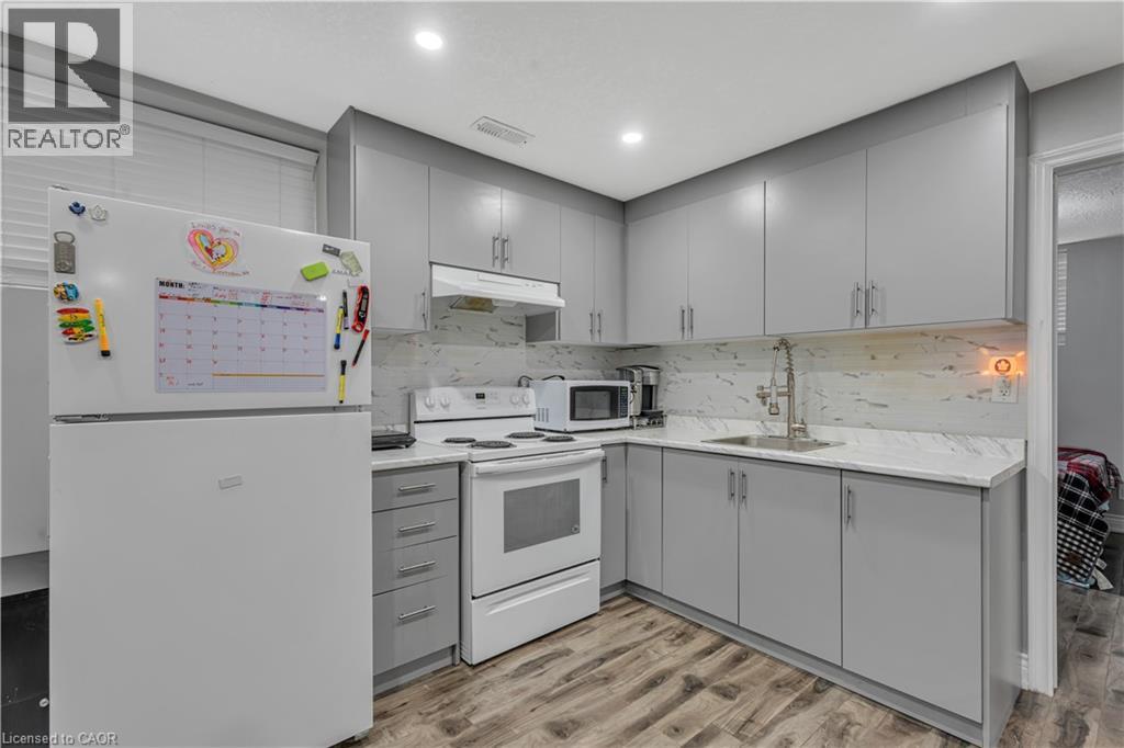 318 East 43rd Street, Hamilton, Ontario  L8T 3C7 - Photo 30 - 40765448