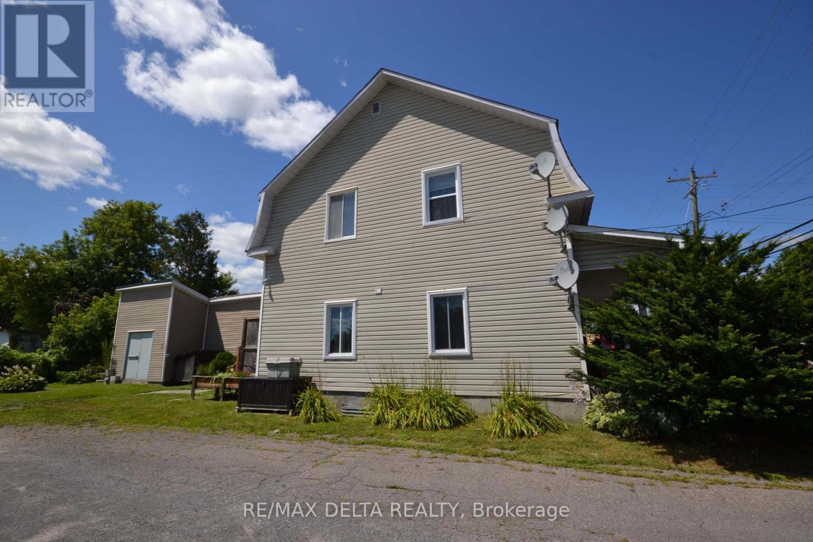 3766 Champlain Street, Clarence-Rockland, Ontario  K0A 1E0 - Photo 12 - X12301883