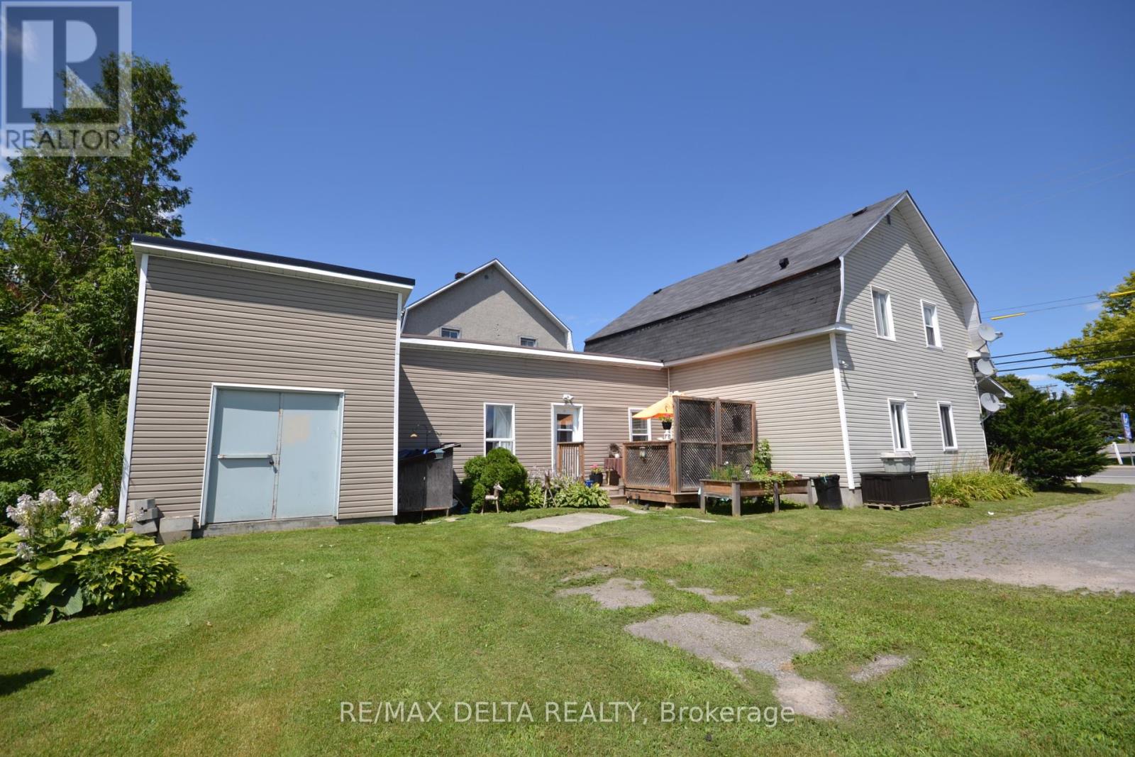 3766 Champlain Street, Clarence-Rockland, Ontario  K0A 1E0 - Photo 15 - X12301883